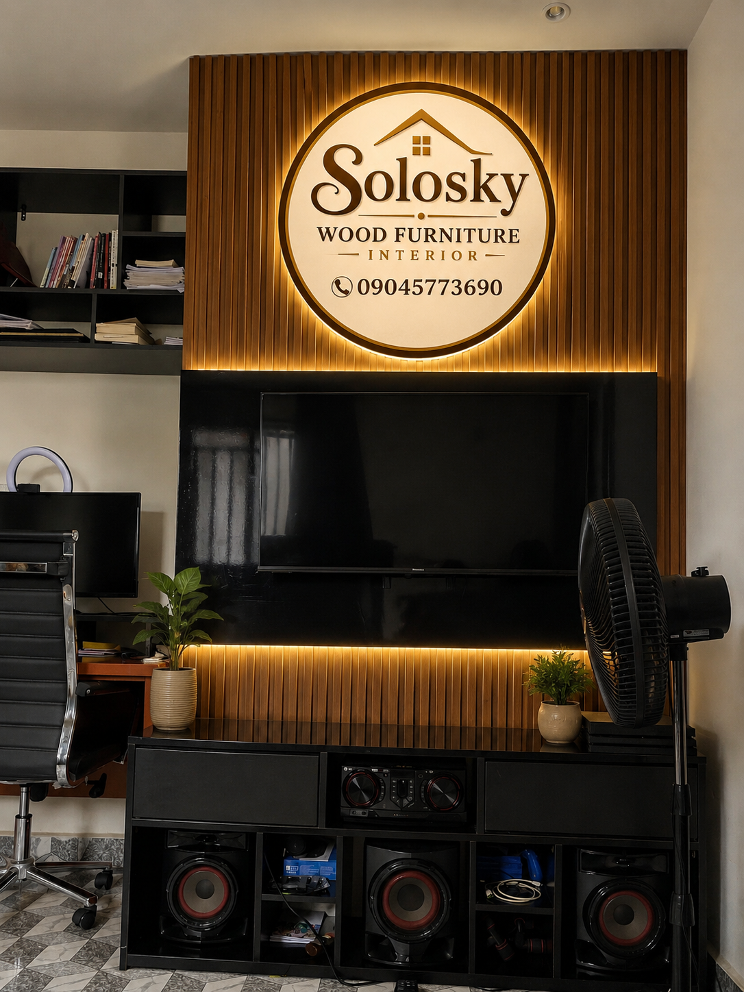 Solosky wood furniture interior